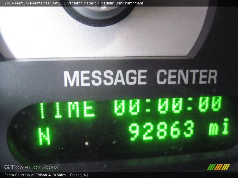 Silver Birch Metallic / Medium Dark Parchment 2004 Mercury Mountaineer AWD