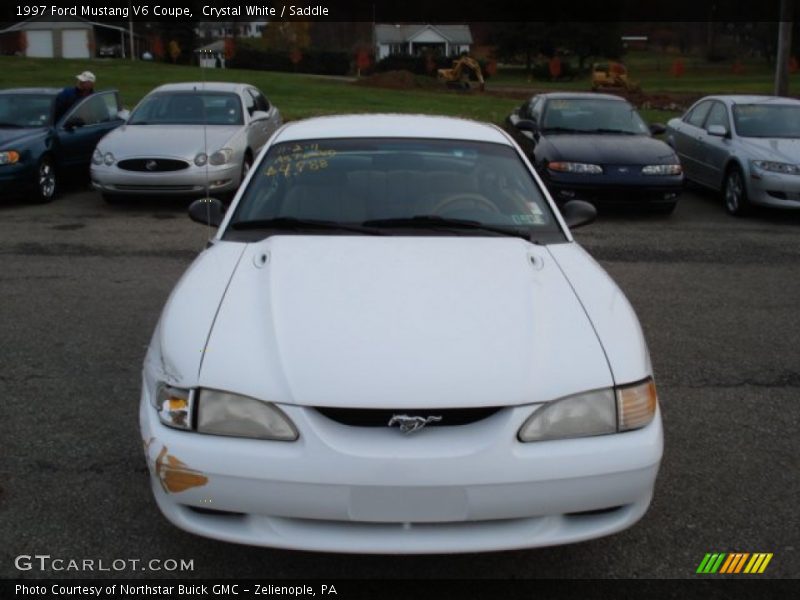 Crystal White / Saddle 1997 Ford Mustang V6 Coupe