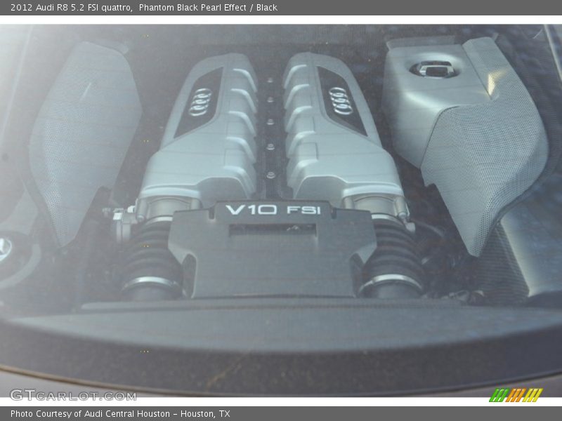  2012 R8 5.2 FSI quattro Engine - 5.2 Liter FSI DOHC 40-Valve VVT V10