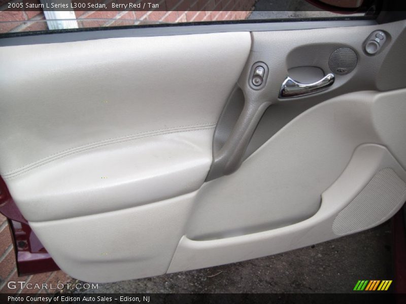 Berry Red / Tan 2005 Saturn L Series L300 Sedan