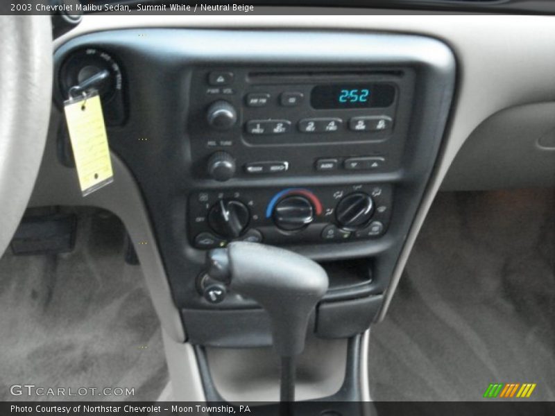 Summit White / Neutral Beige 2003 Chevrolet Malibu Sedan