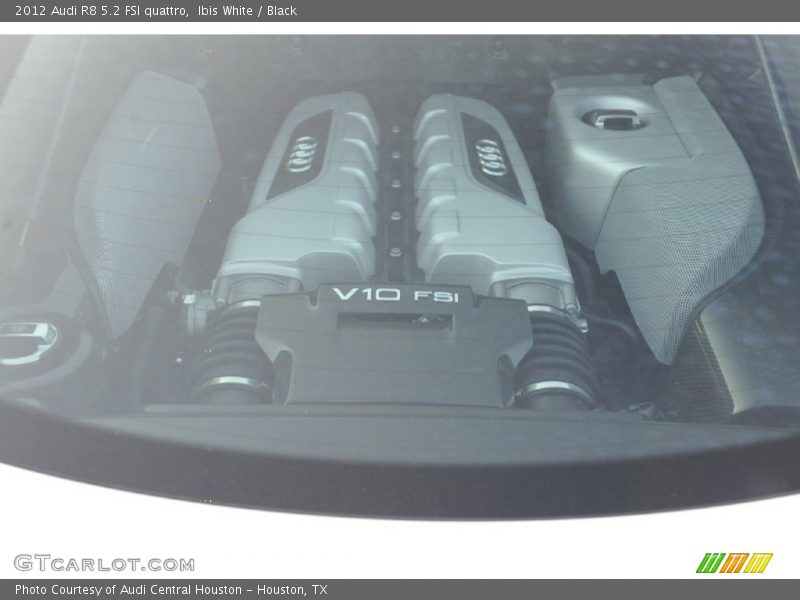  2012 R8 5.2 FSI quattro Engine - 5.2 Liter FSI DOHC 40-Valve VVT V10