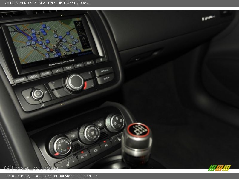 Controls of 2012 R8 5.2 FSI quattro