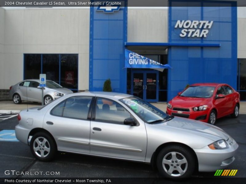 Ultra Silver Metallic / Graphite 2004 Chevrolet Cavalier LS Sedan