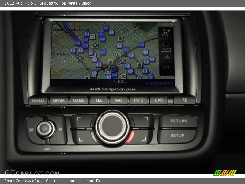 Navigation of 2012 R8 5.2 FSI quattro