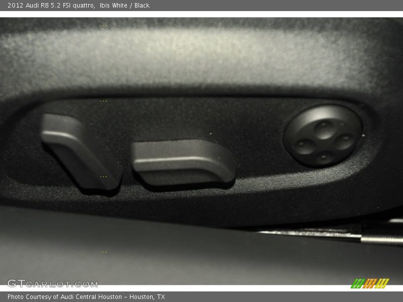 Power seat controls - 2012 Audi R8 5.2 FSI quattro