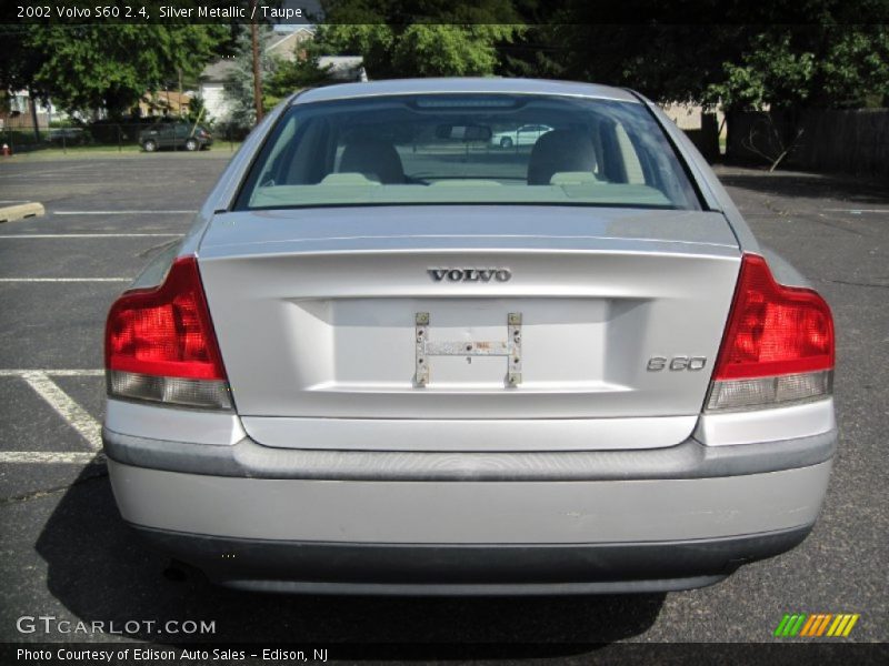 Silver Metallic / Taupe 2002 Volvo S60 2.4