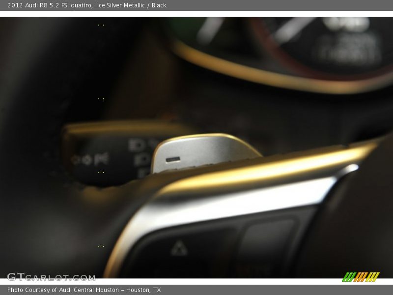 Ice Silver Metallic / Black 2012 Audi R8 5.2 FSI quattro