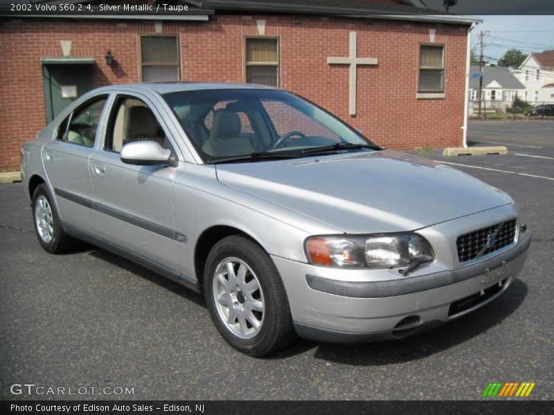 Silver Metallic / Taupe 2002 Volvo S60 2.4