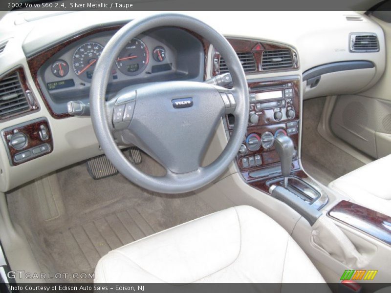 Silver Metallic / Taupe 2002 Volvo S60 2.4