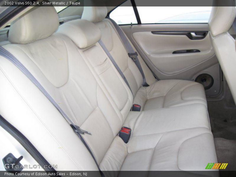 Silver Metallic / Taupe 2002 Volvo S60 2.4
