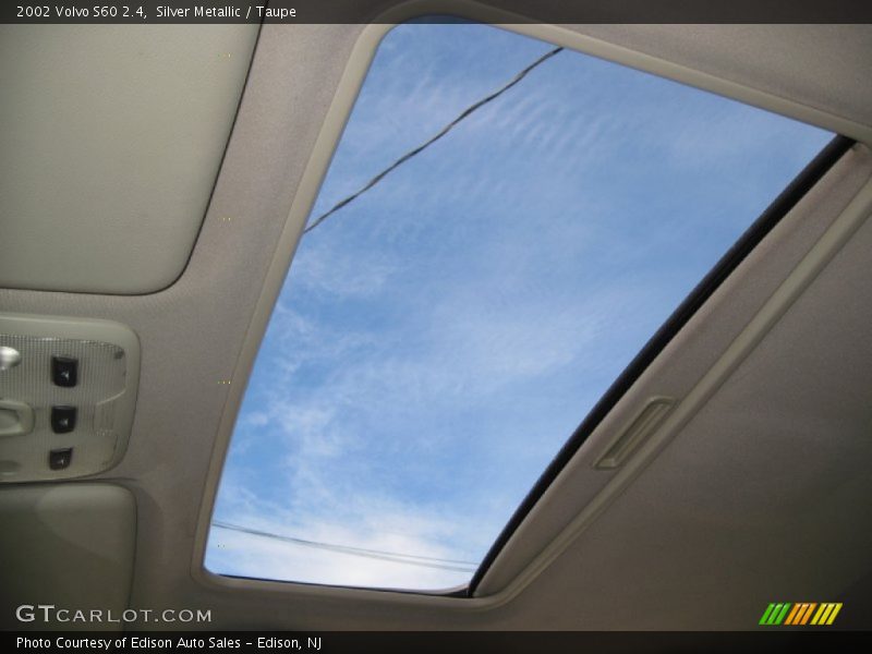 Silver Metallic / Taupe 2002 Volvo S60 2.4