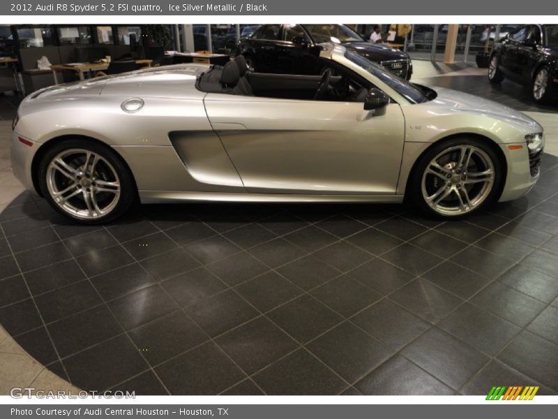  2012 R8 Spyder 5.2 FSI quattro Ice Silver Metallic
