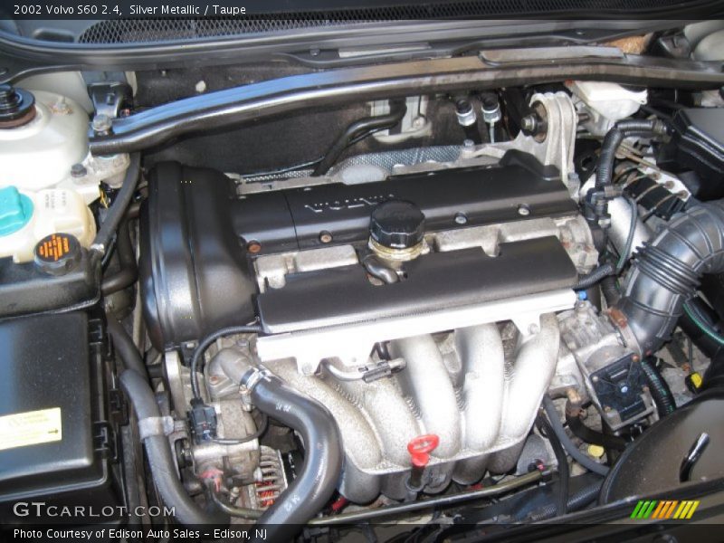 Silver Metallic / Taupe 2002 Volvo S60 2.4