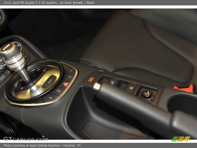  2012 R8 Spyder 5.2 FSI quattro 6 Speed R tronic Automatic Shifter
