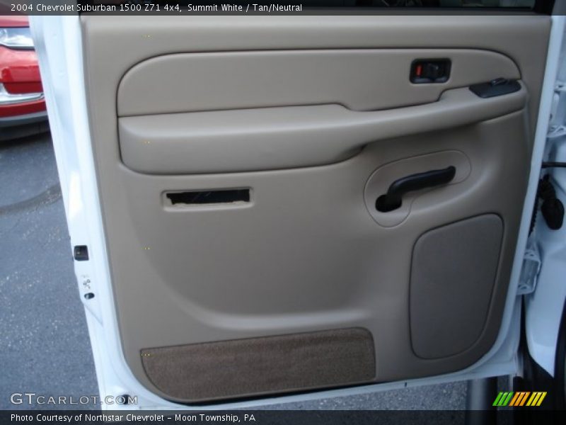 Summit White / Tan/Neutral 2004 Chevrolet Suburban 1500 Z71 4x4