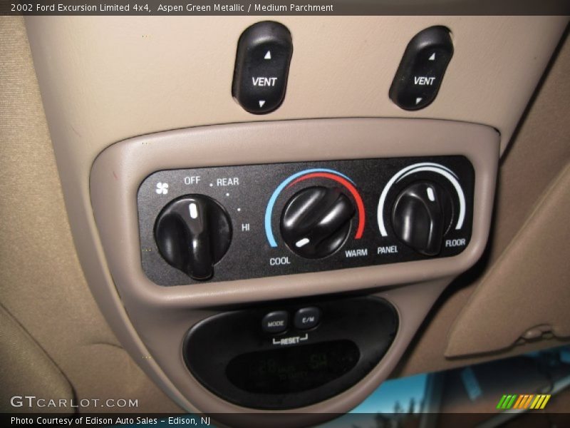 Controls of 2002 Excursion Limited 4x4