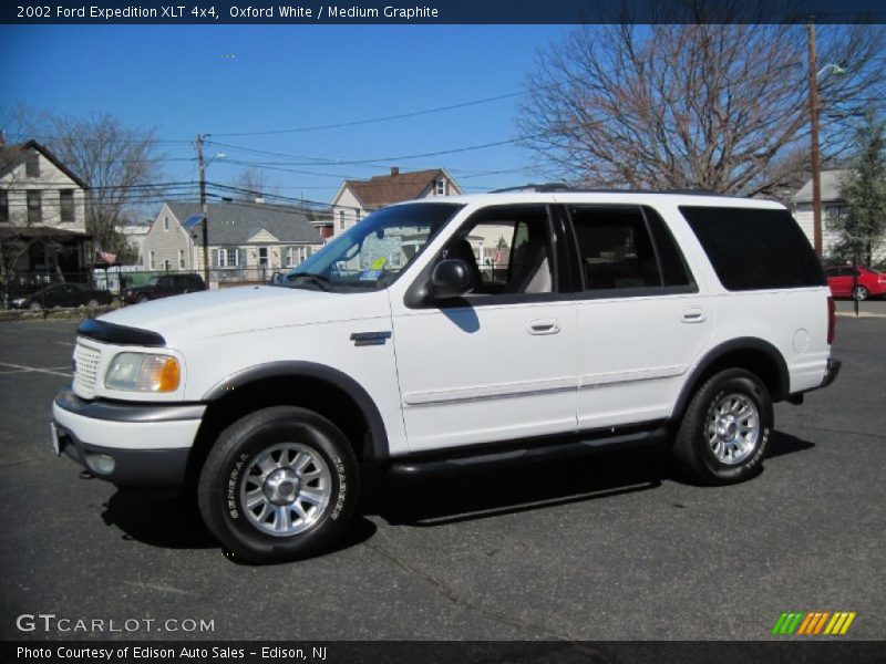 Oxford White / Medium Graphite 2002 Ford Expedition XLT 4x4