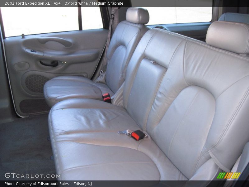 Oxford White / Medium Graphite 2002 Ford Expedition XLT 4x4