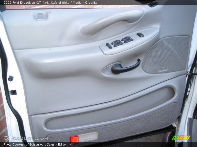 Oxford White / Medium Graphite 2002 Ford Expedition XLT 4x4
