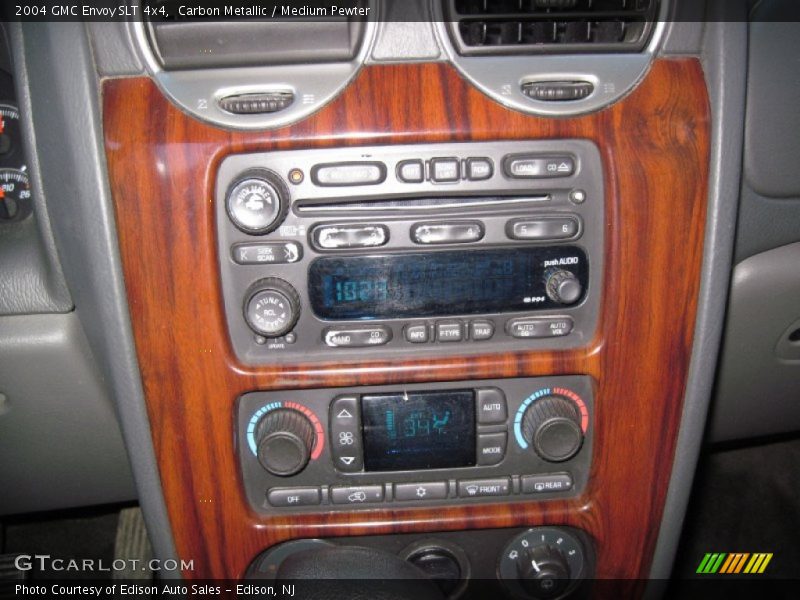 Carbon Metallic / Medium Pewter 2004 GMC Envoy SLT 4x4