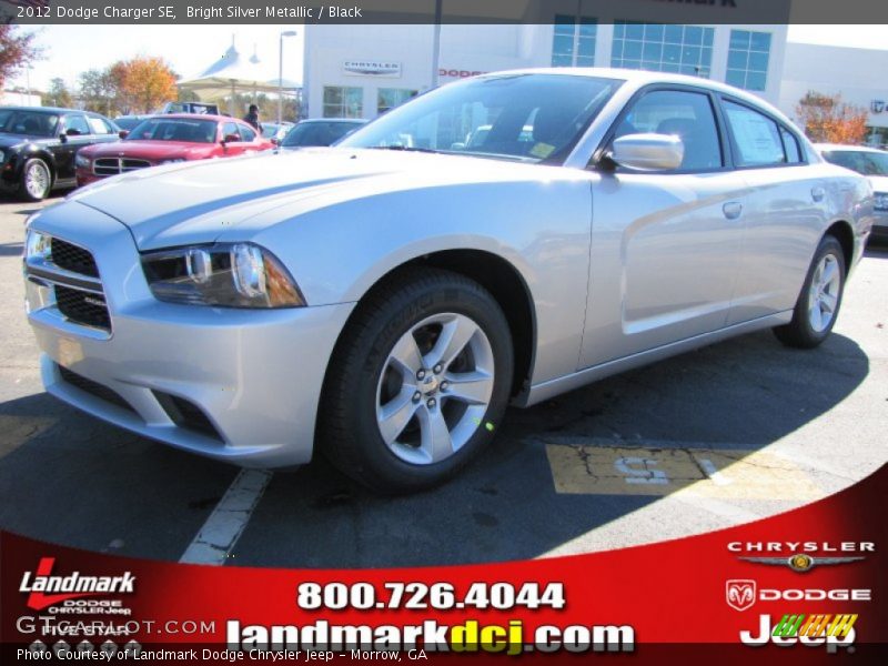 Bright Silver Metallic / Black 2012 Dodge Charger SE
