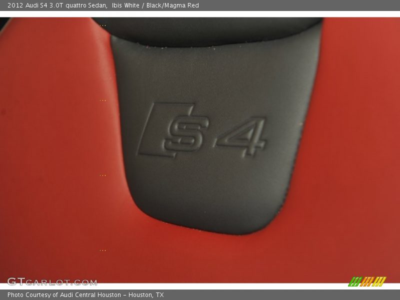  2012 S4 3.0T quattro Sedan Logo