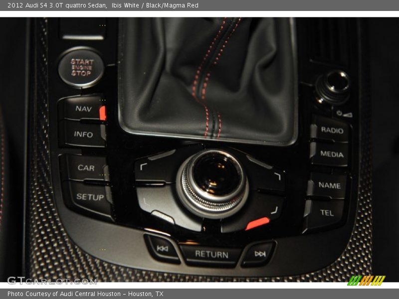 Controls of 2012 S4 3.0T quattro Sedan