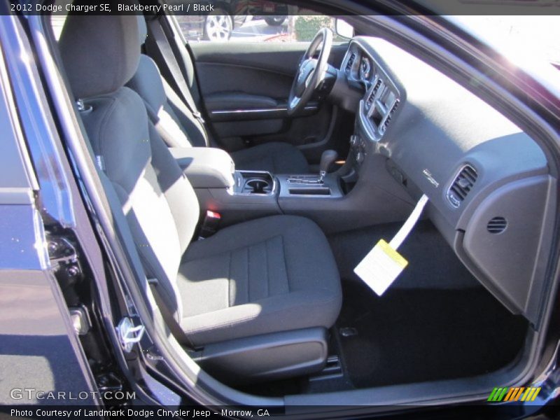 Blackberry Pearl / Black 2012 Dodge Charger SE