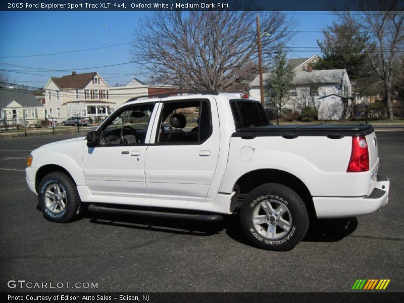 Oxford White / Medium Dark Flint 2005 Ford Explorer Sport Trac XLT 4x4
