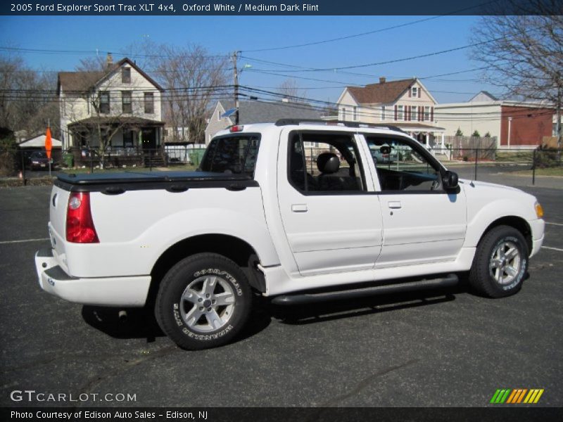 Oxford White / Medium Dark Flint 2005 Ford Explorer Sport Trac XLT 4x4