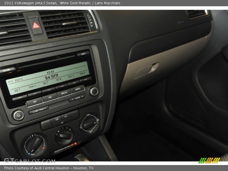 White Gold Metallic / Latte Macchiato 2011 Volkswagen Jetta S Sedan
