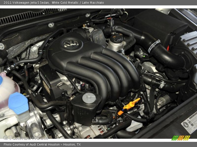 White Gold Metallic / Latte Macchiato 2011 Volkswagen Jetta S Sedan