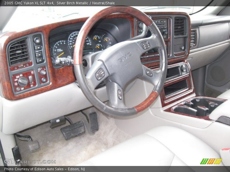 Silver Birch Metallic / Neutral/Shale 2005 GMC Yukon XL SLT 4x4