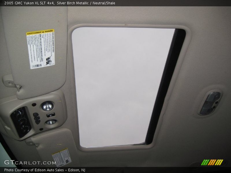 Silver Birch Metallic / Neutral/Shale 2005 GMC Yukon XL SLT 4x4