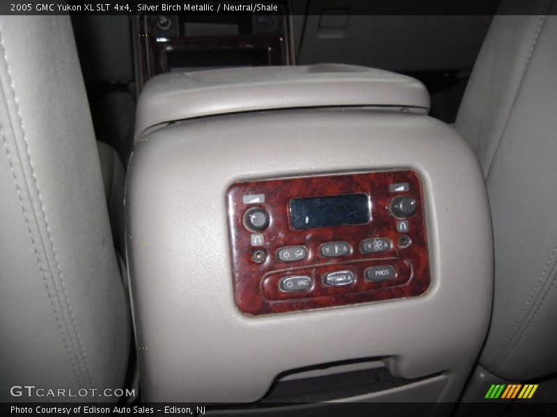 Silver Birch Metallic / Neutral/Shale 2005 GMC Yukon XL SLT 4x4