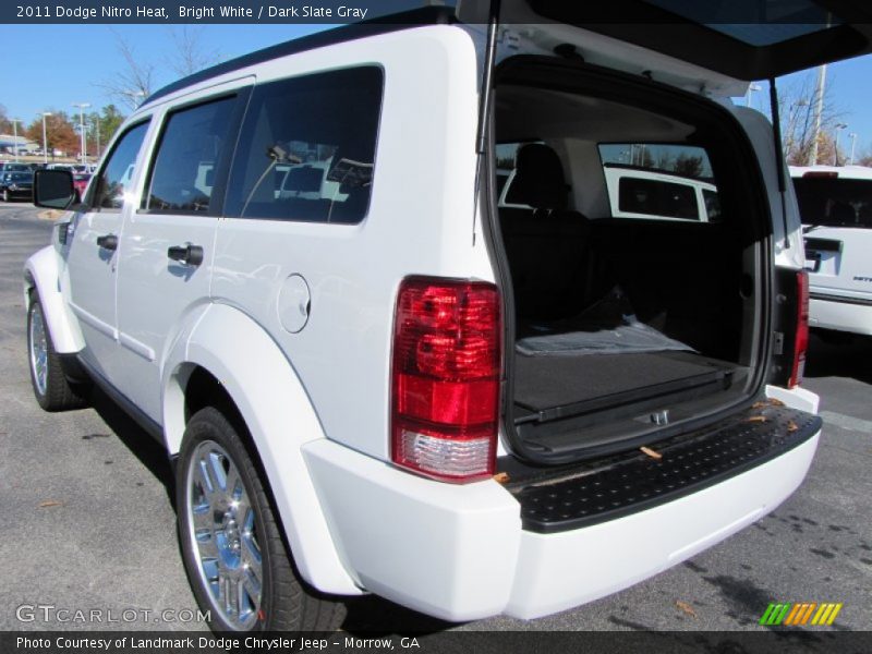 Bright White / Dark Slate Gray 2011 Dodge Nitro Heat