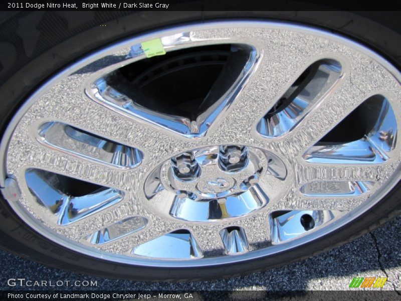 Bright White / Dark Slate Gray 2011 Dodge Nitro Heat