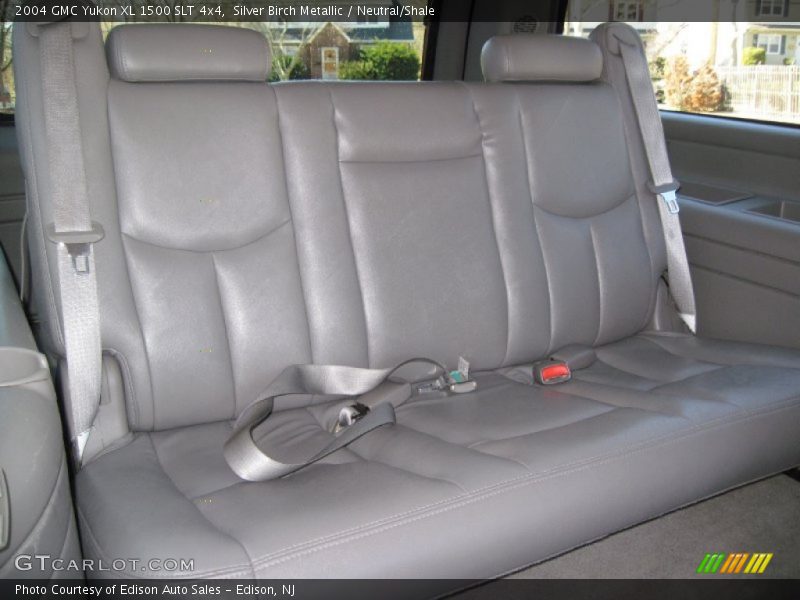 Silver Birch Metallic / Neutral/Shale 2004 GMC Yukon XL 1500 SLT 4x4