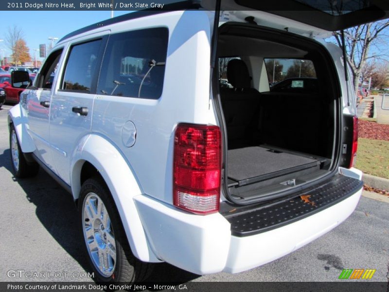 Bright White / Dark Slate Gray 2011 Dodge Nitro Heat