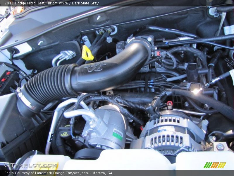 Bright White / Dark Slate Gray 2011 Dodge Nitro Heat