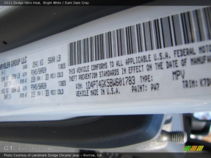 Bright White / Dark Slate Gray 2011 Dodge Nitro Heat