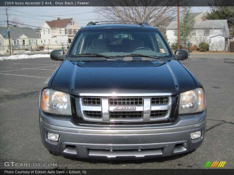 Onyx Black / Pewter 2004 Isuzu Ascender S 4x4
