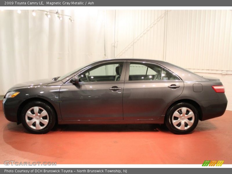 Magnetic Gray Metallic / Ash 2009 Toyota Camry LE