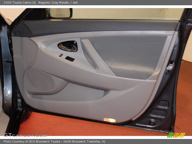 Magnetic Gray Metallic / Ash 2009 Toyota Camry LE
