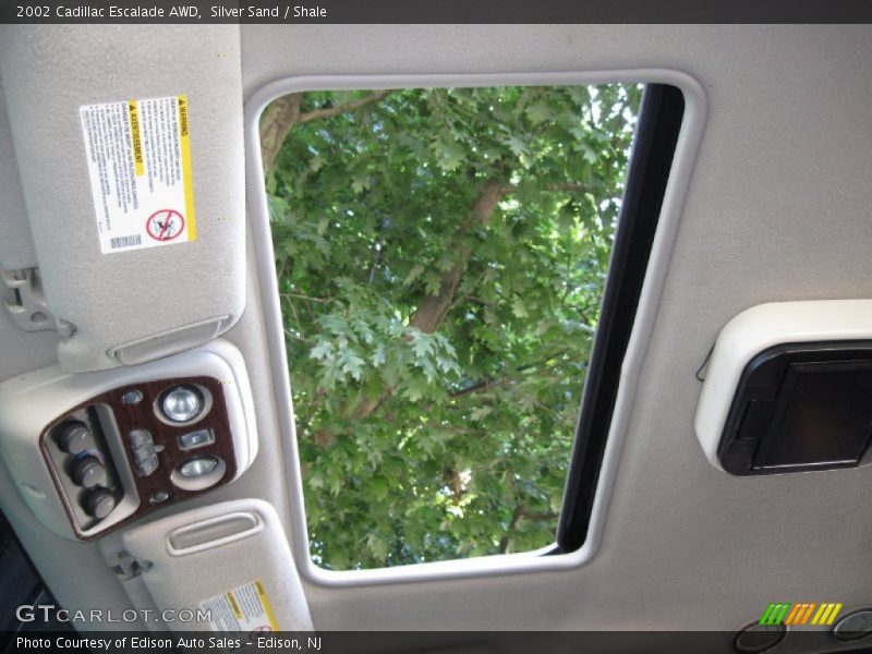 Silver Sand / Shale 2002 Cadillac Escalade AWD