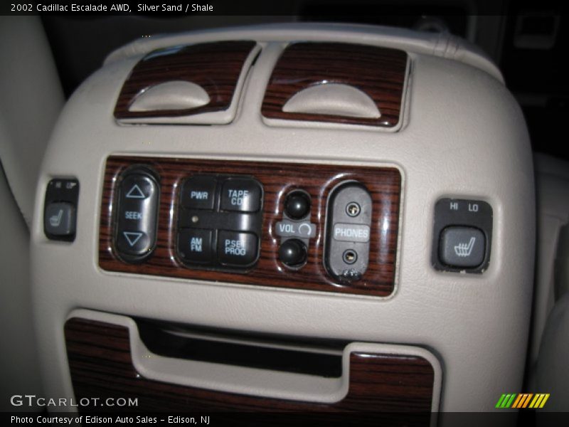Silver Sand / Shale 2002 Cadillac Escalade AWD