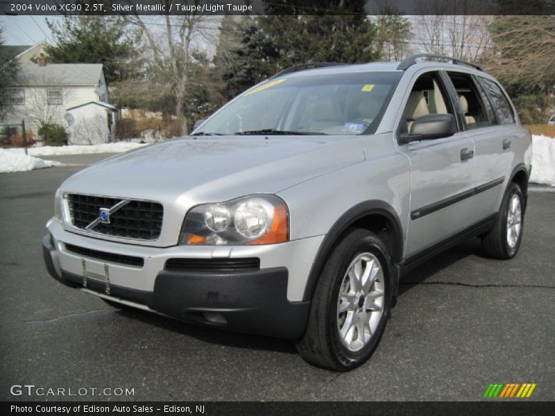 Silver Metallic / Taupe/Light Taupe 2004 Volvo XC90 2.5T