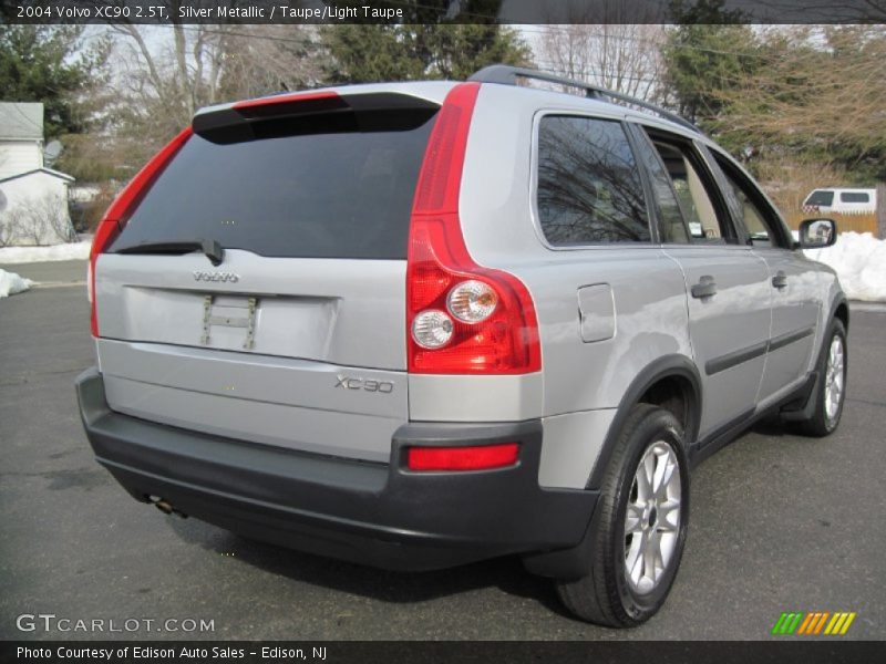 Silver Metallic / Taupe/Light Taupe 2004 Volvo XC90 2.5T