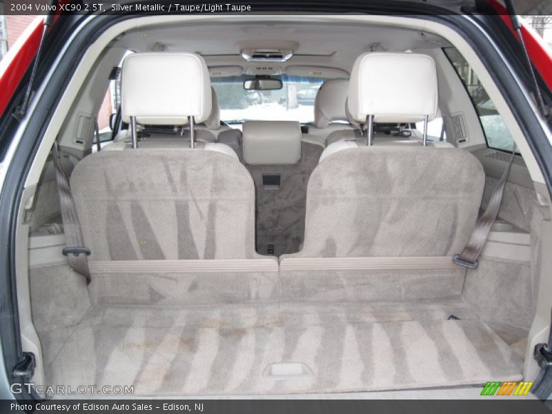Silver Metallic / Taupe/Light Taupe 2004 Volvo XC90 2.5T